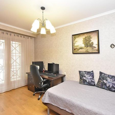 Dos Guest House Jerevan Buitenkant foto