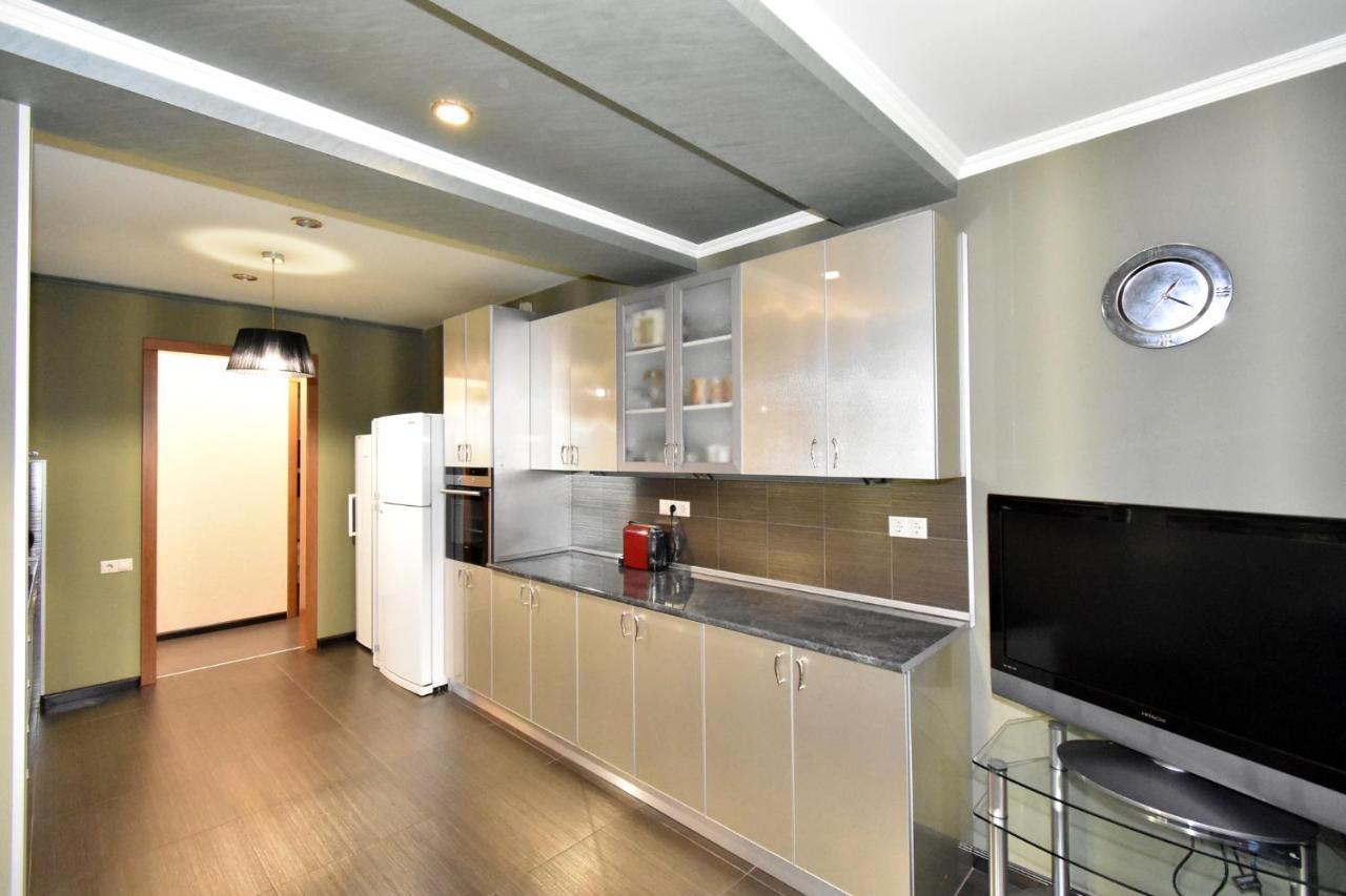 Dos Guest House Jerevan Buitenkant foto