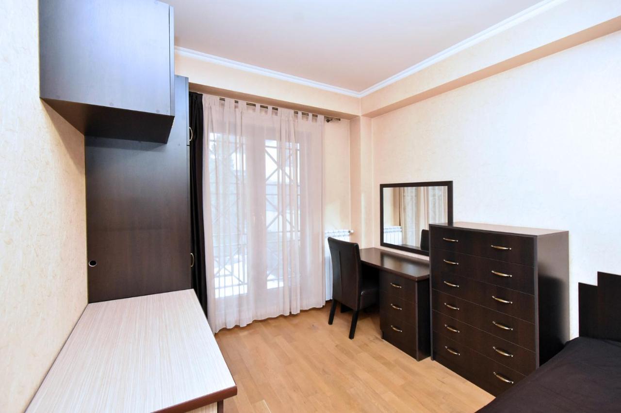 Dos Guest House Jerevan Buitenkant foto