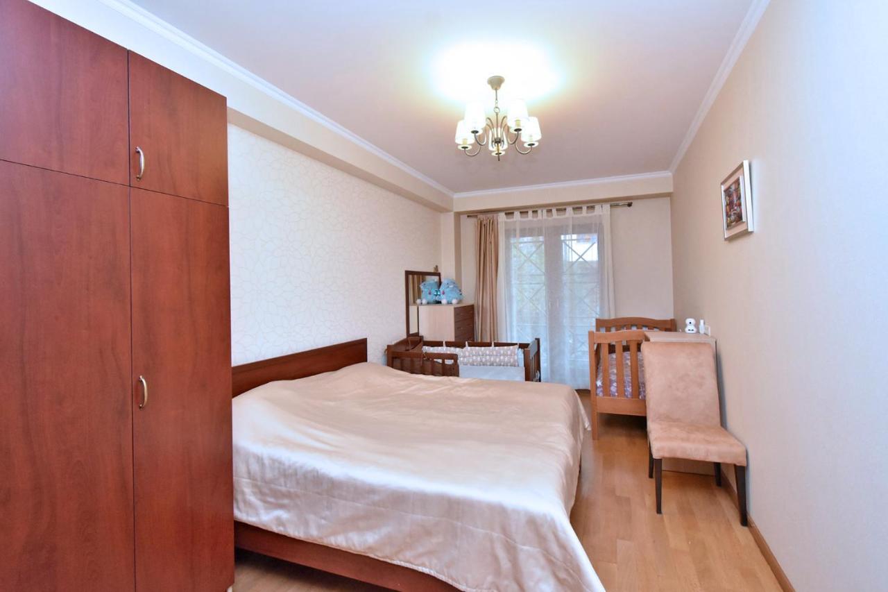 Dos Guest House Jerevan Buitenkant foto