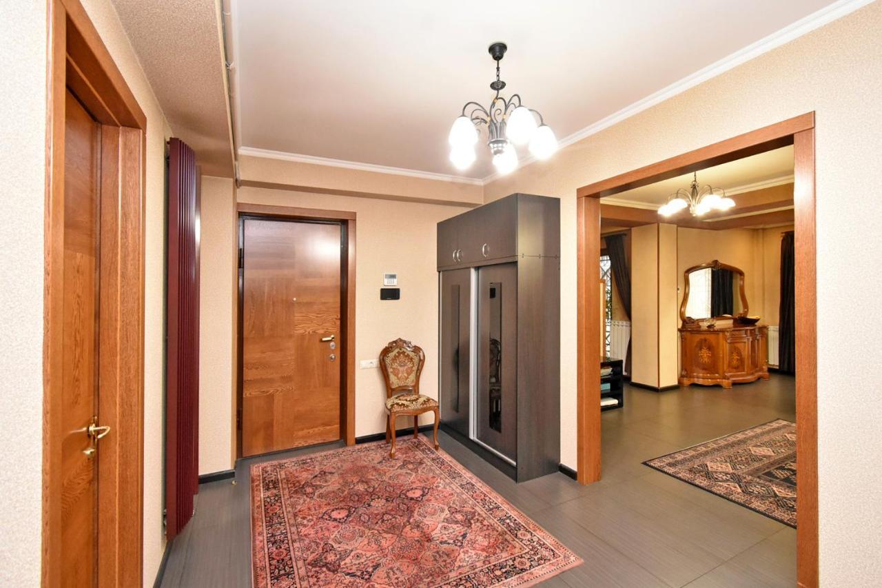 Dos Guest House Jerevan Buitenkant foto